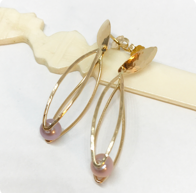 Suspense: 14/20 Gold-filled + Pearl Post Earrings