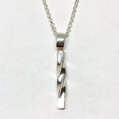 Unwind Pillar: Sterling Silver Necklace