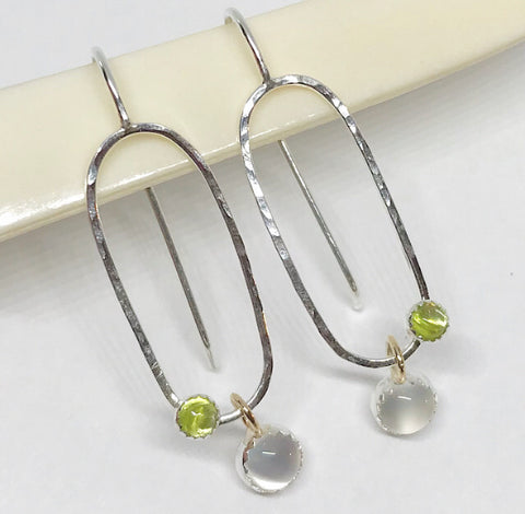 Perfect Day: Sterling Silver Earrings with Moonstone and Peridot